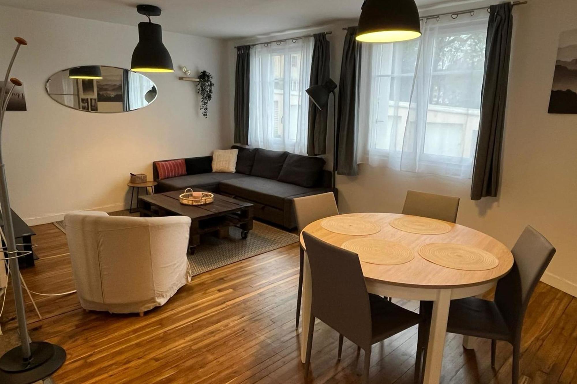 Charming Cozy Nest In Nantes Apartamento Exterior foto