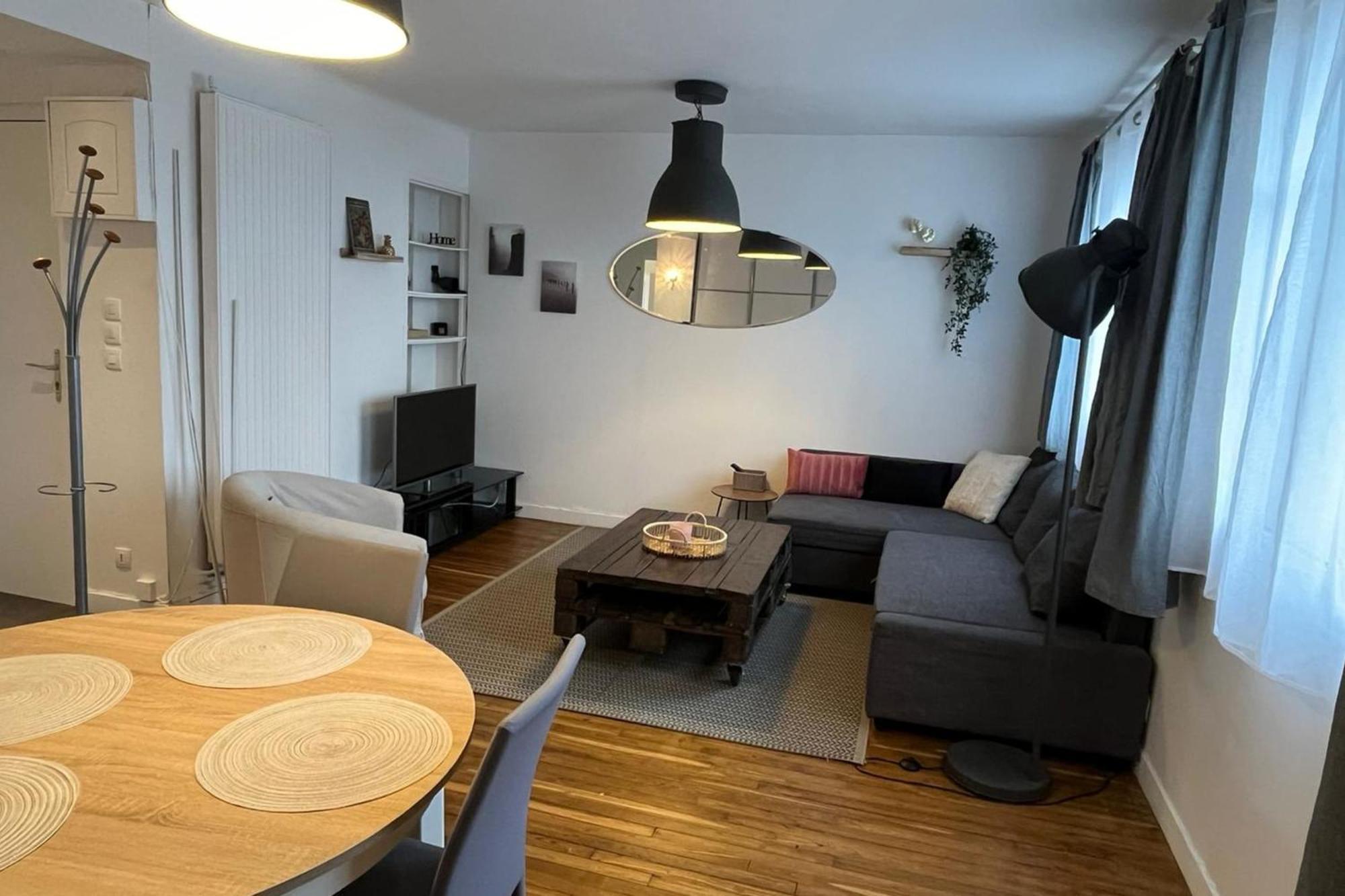 Charming Cozy Nest In Nantes Apartamento Exterior foto